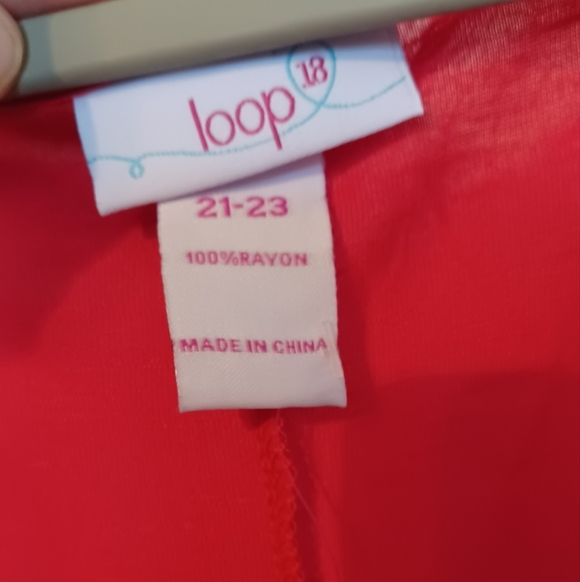 Loop Top - Picture 3 of 8